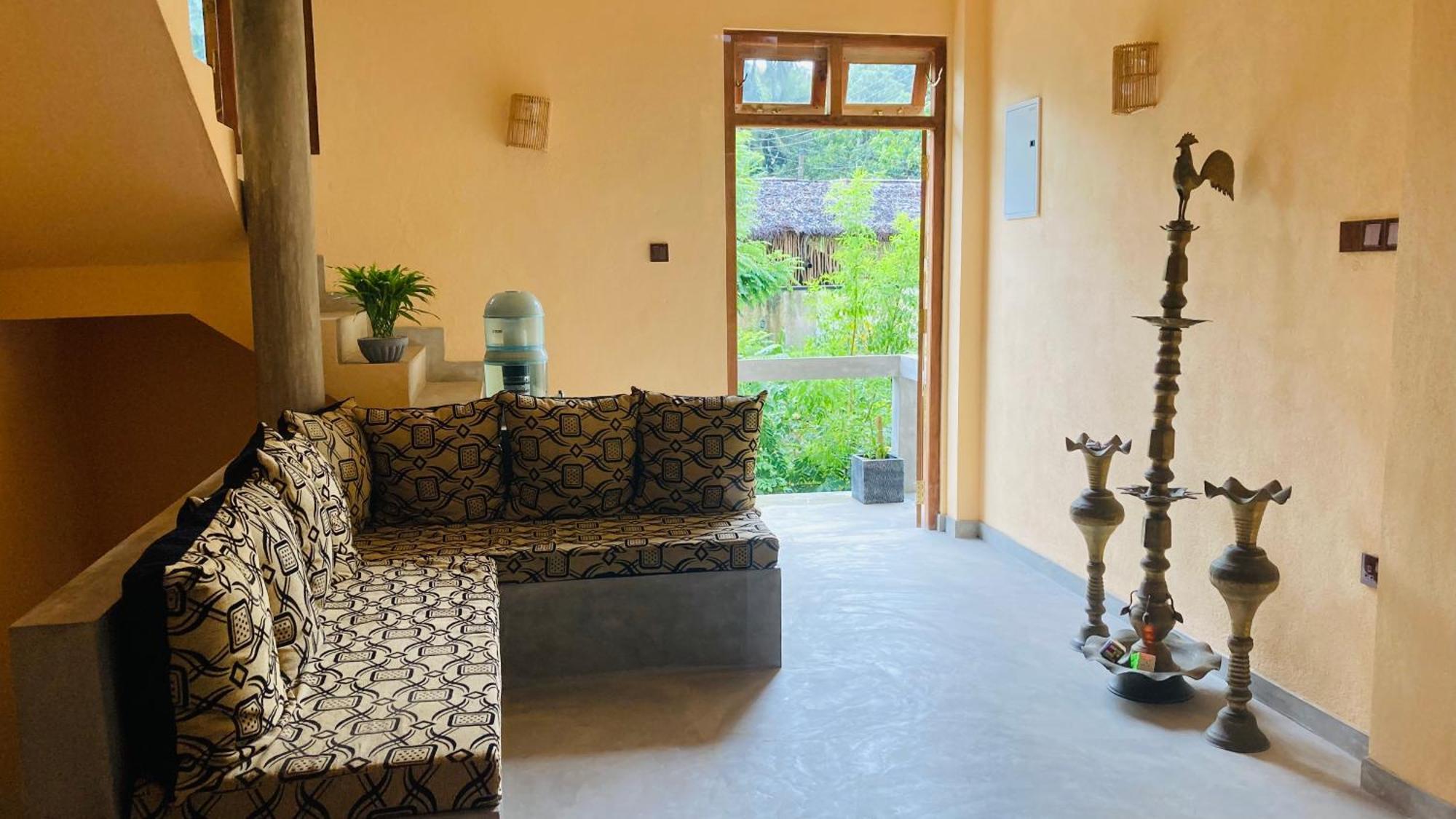 Ayubowan Hiriketiya Appartement Zuid-Dikwella Buitenkant foto