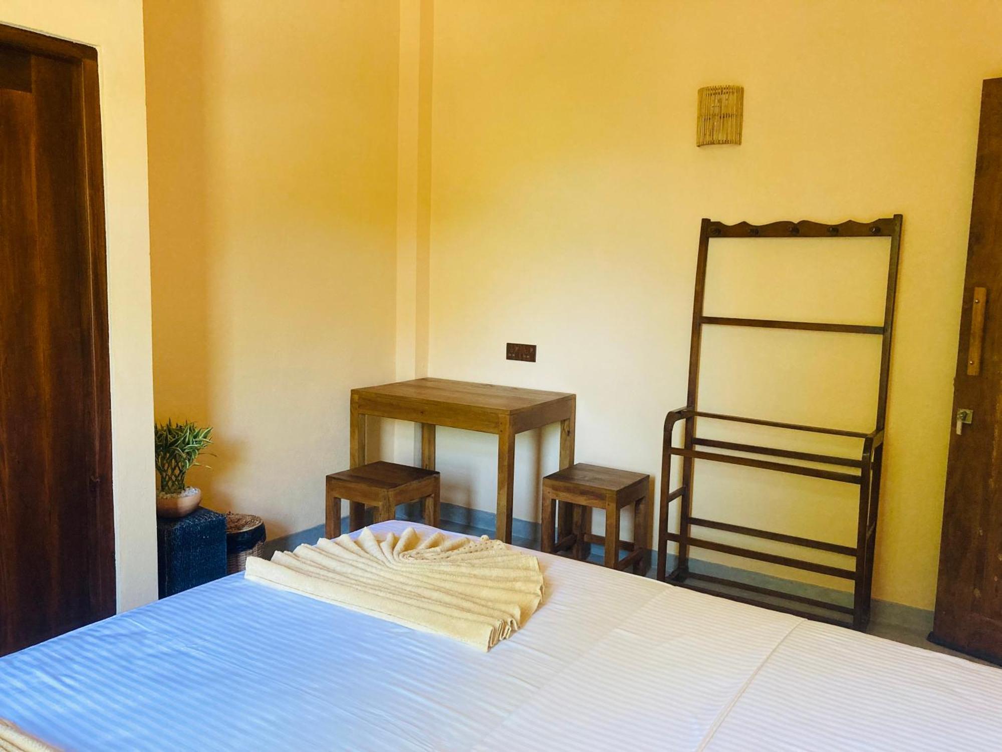 Ayubowan Hiriketiya Appartement Zuid-Dikwella Buitenkant foto