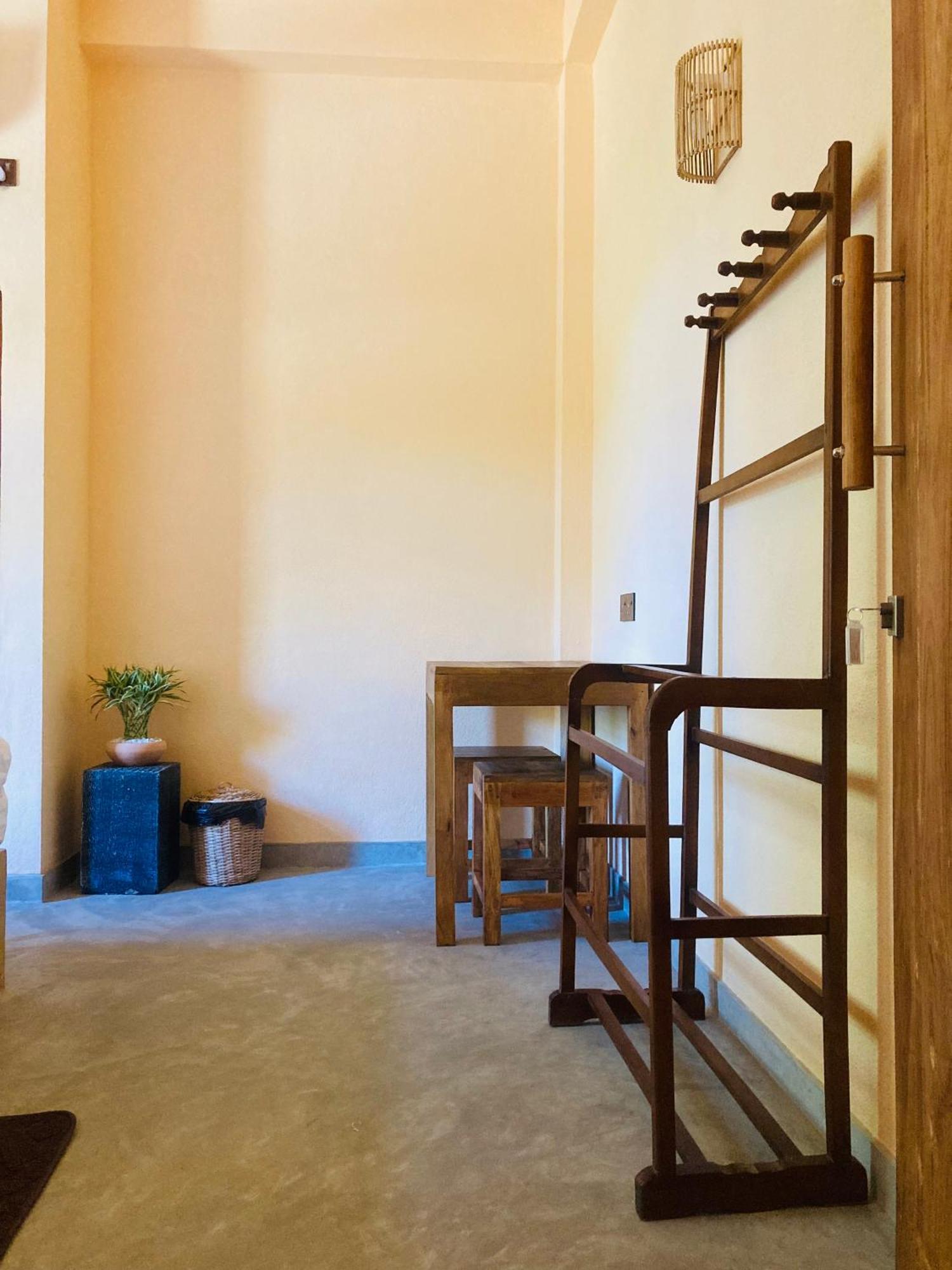 Ayubowan Hiriketiya Appartement Zuid-Dikwella Buitenkant foto